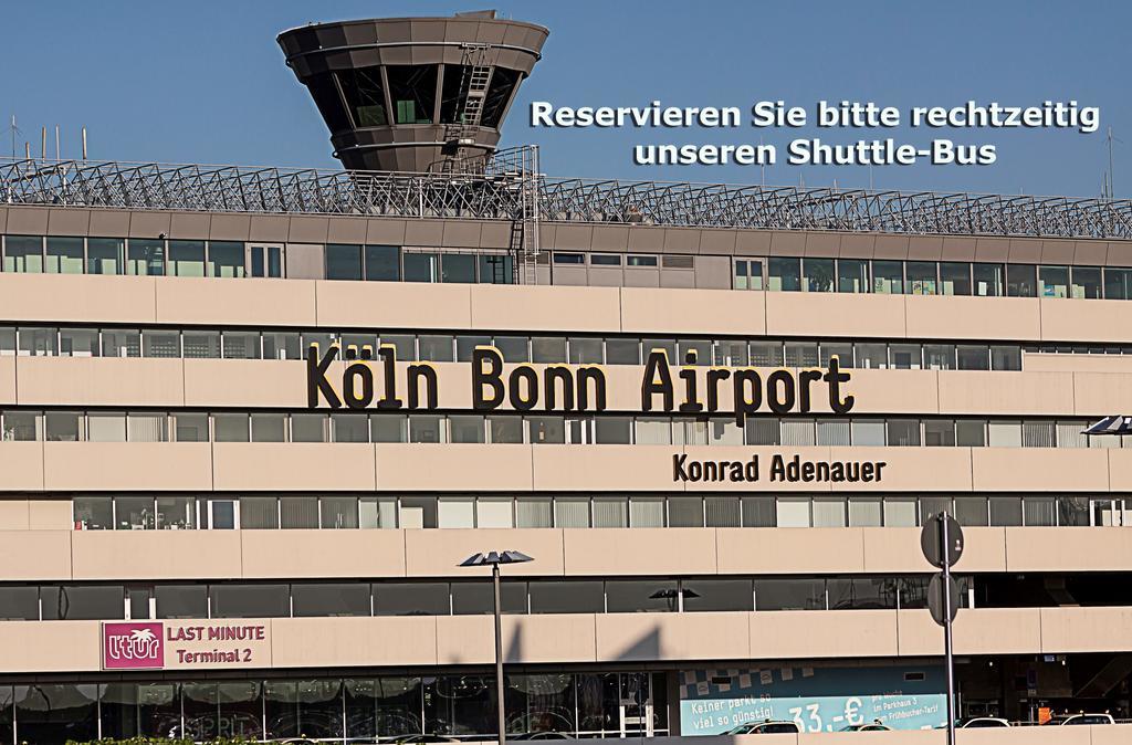 Airport Hotel Karsten Cologne Exterior photo